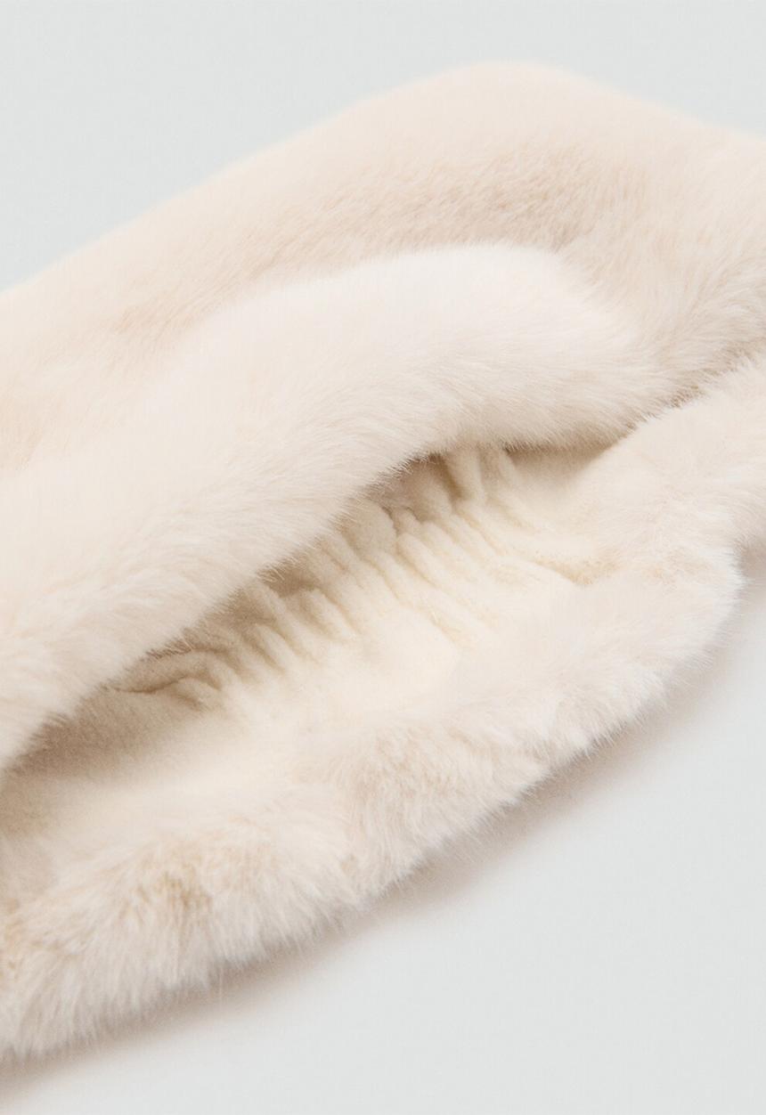 MANGO - Faux fur hairband - sand