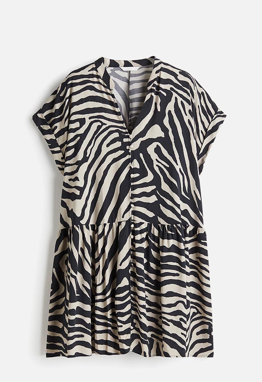 H&M - Crinkled tunic dress - cream/zebra print