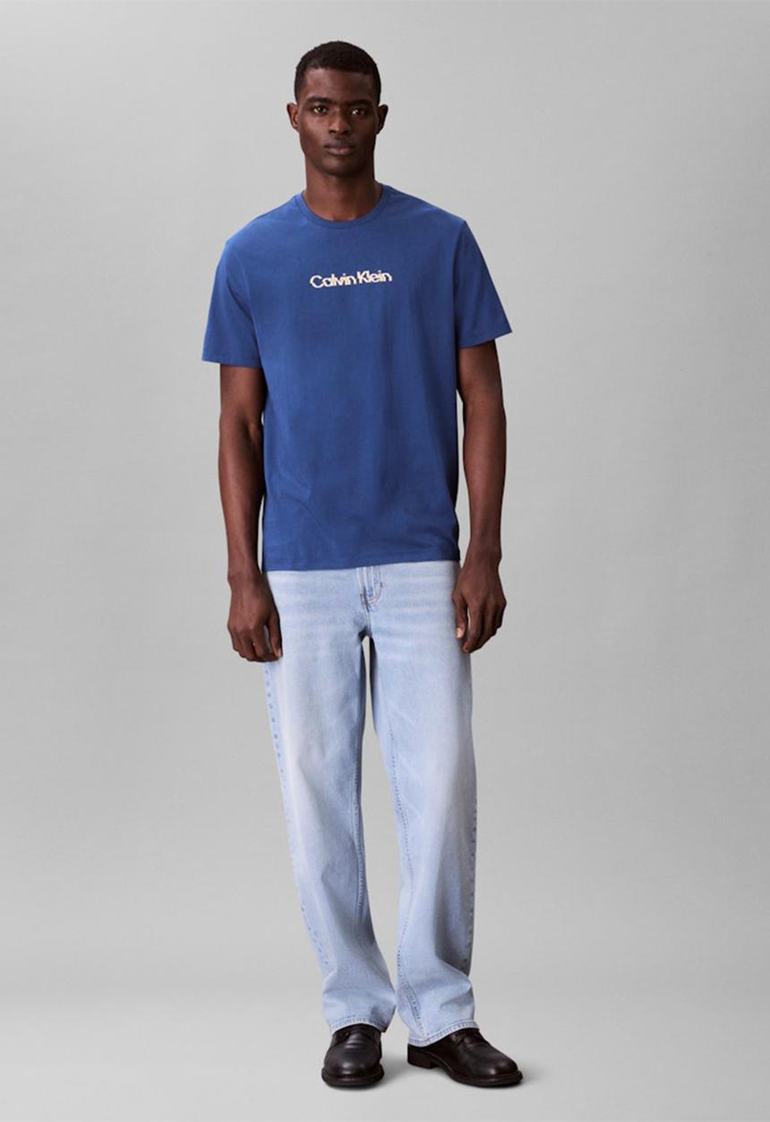 Calvin Klein - Ss Glitched Logo Eu Classic Tee - Blue Jean