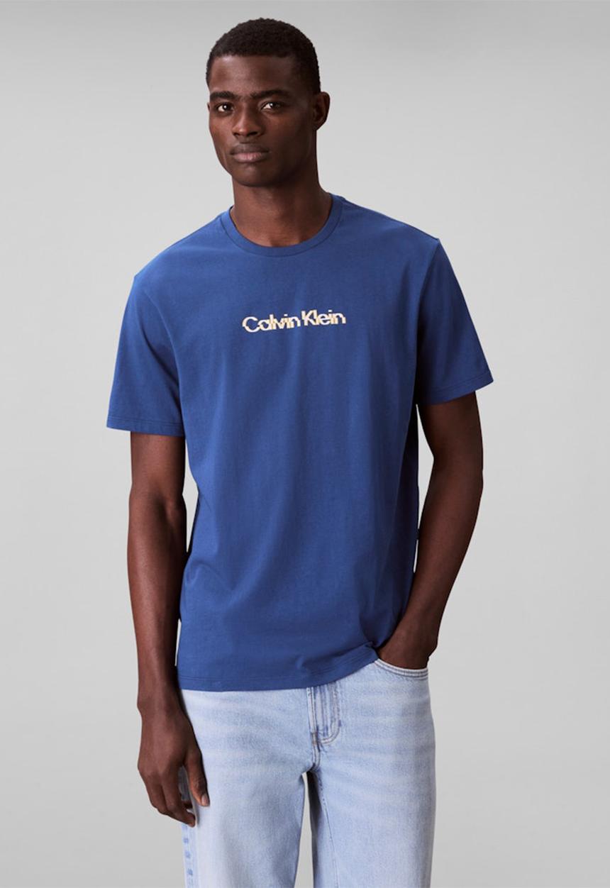 Calvin Klein - Ss Glitched Logo Eu Classic Tee - Blue Jean