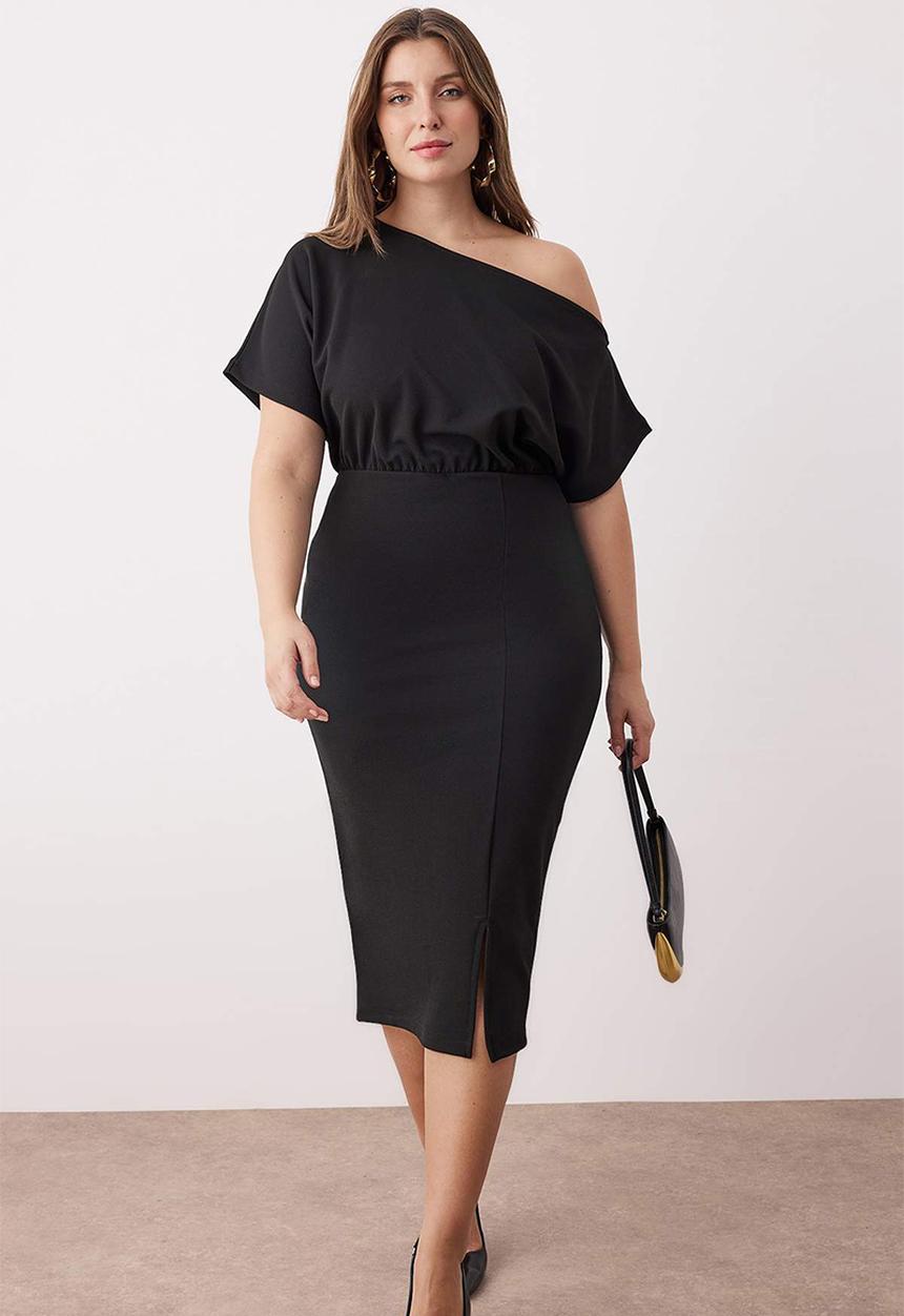 Trendyol - Plus size crepe dress - black