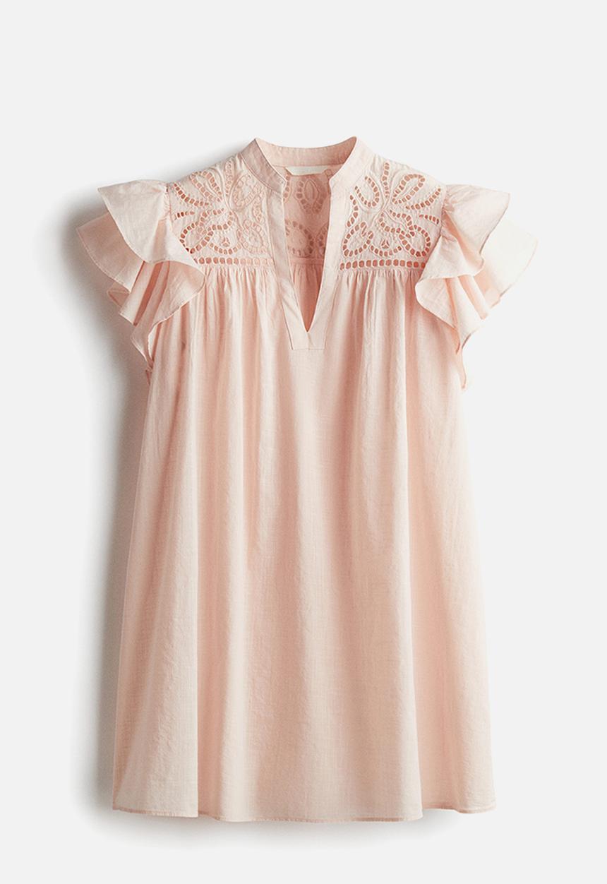 H&M - Flutter-sleeve dress with broderie anglaise - powder pink
