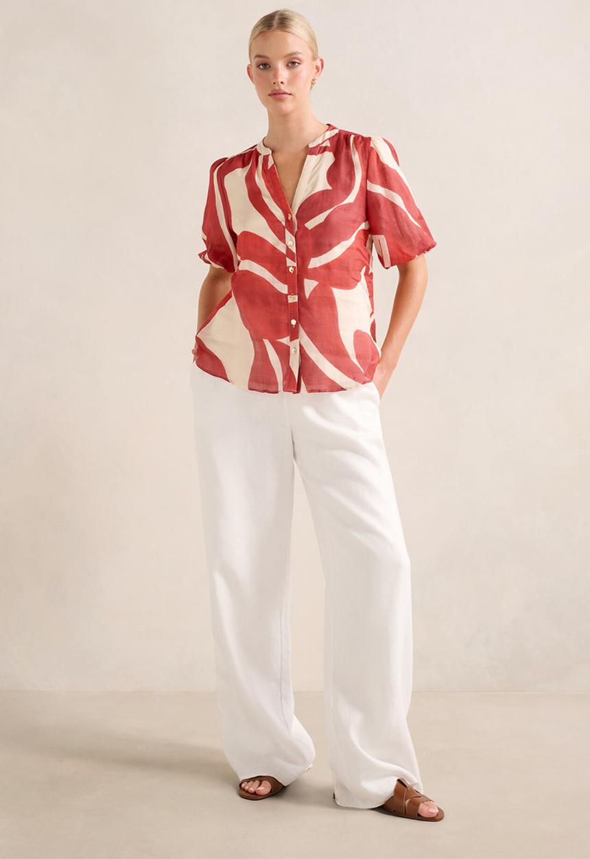 Forever New - Bianca Puff Sleeve Blouse in Nusa Leaf