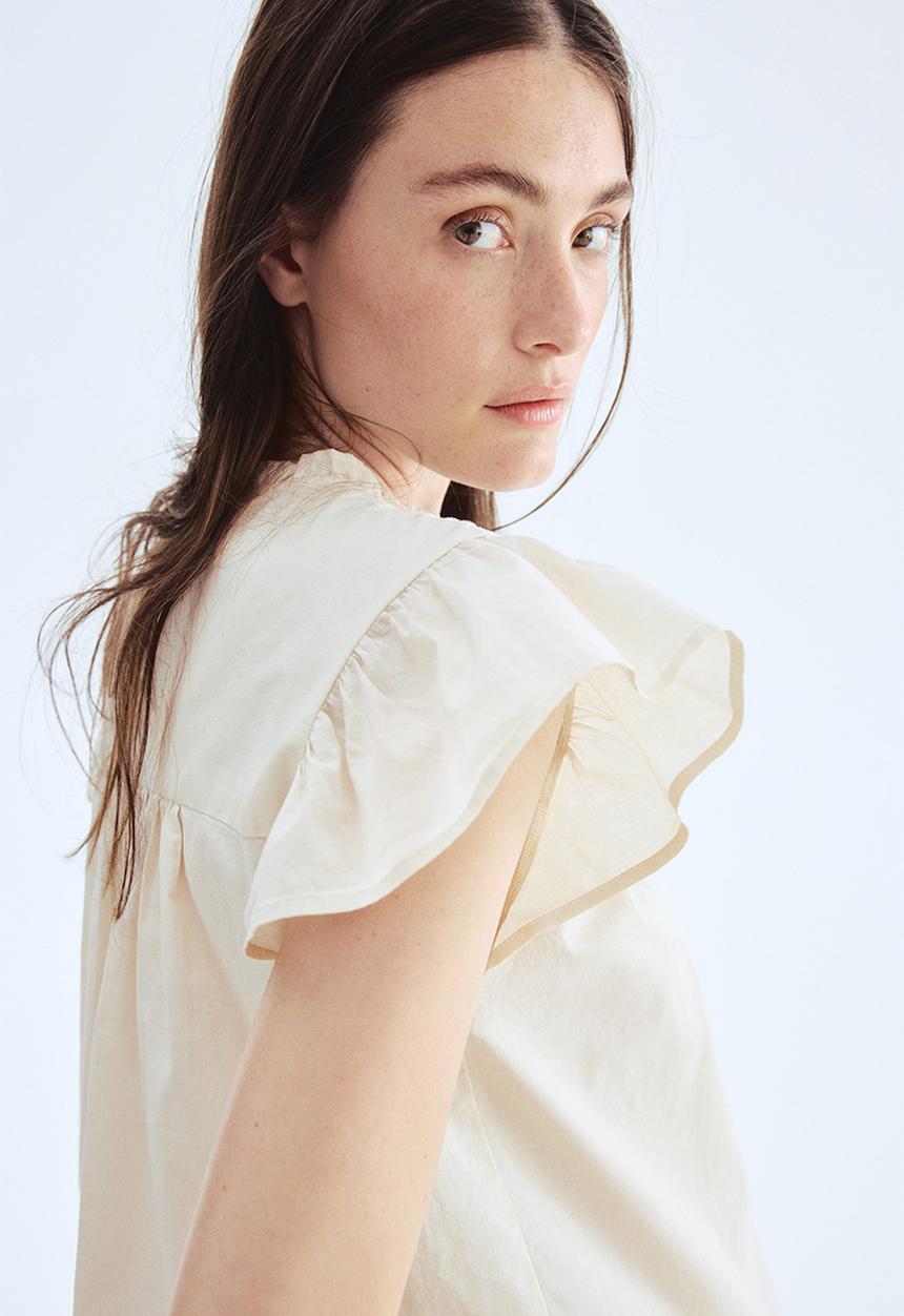 H&M - Embroidered blouse - cream & black