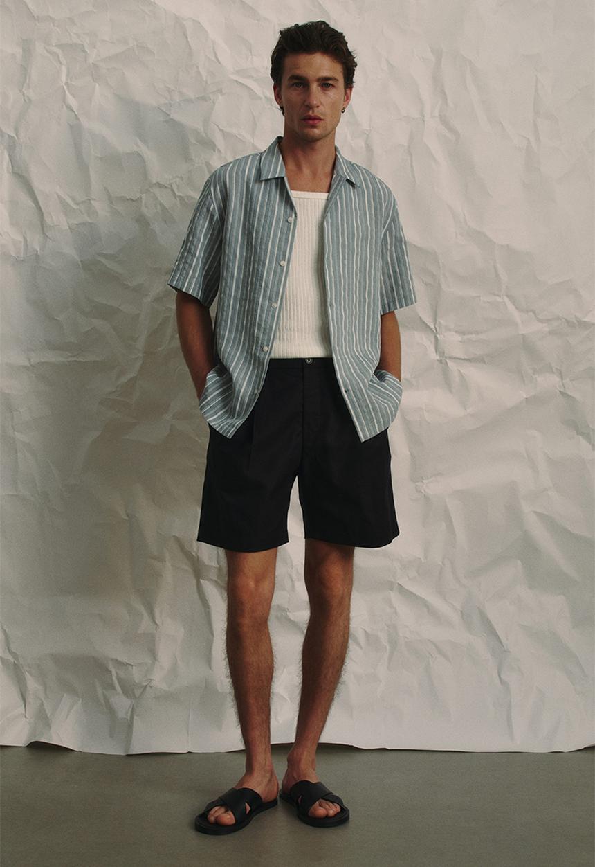 H&M - Relaxed fit linen-blend shorts - navy blue