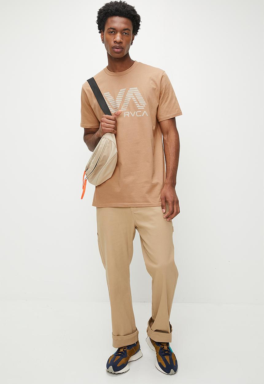 RVCA - SEPERATION SS TEE - earth clay (ETHC)