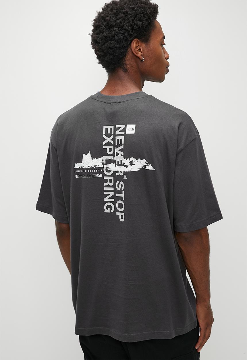 The North Face - S/S Digital Mo  Ntain Range Tee Oversize Fit - Anthracite Grey/Soft Purple-Tnf White (Eia)