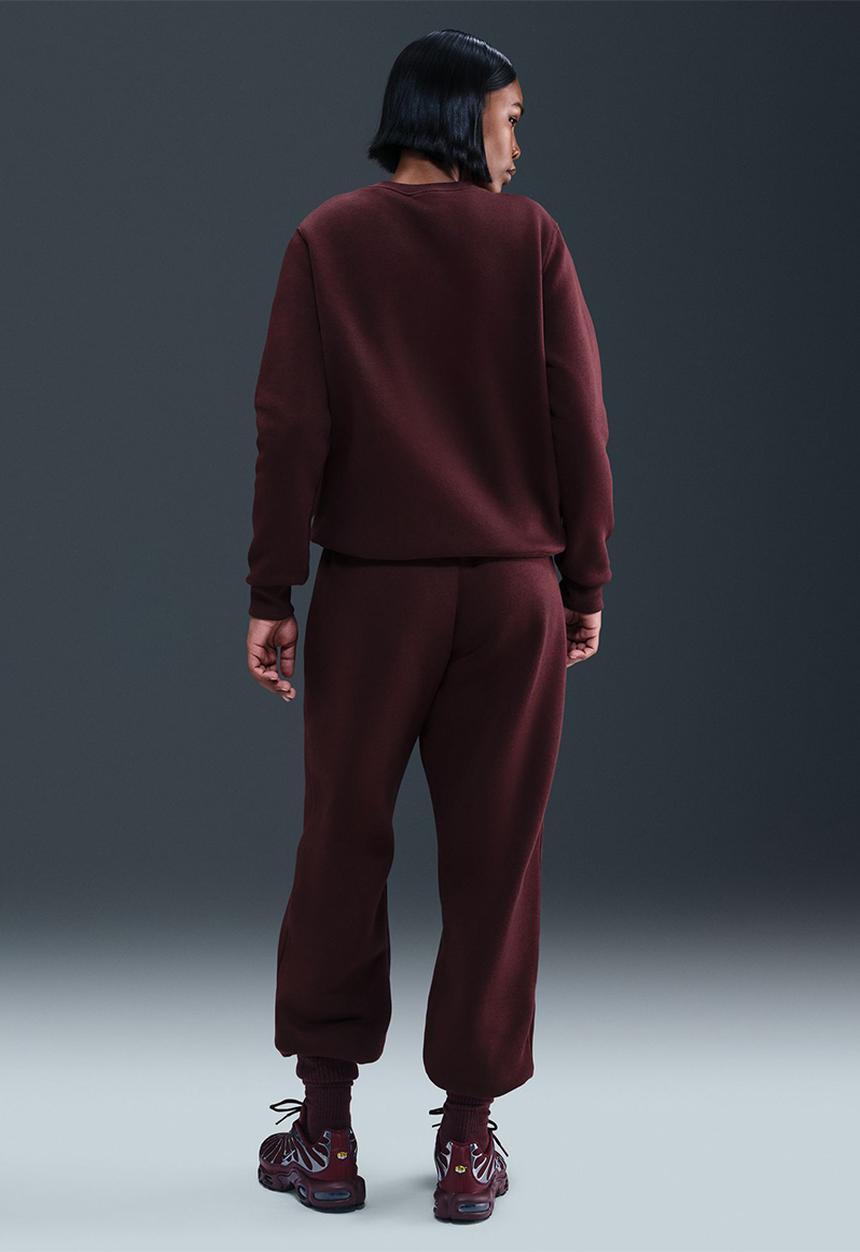 Nike - High-Waisted Oversized Sweatpants - Burgandy