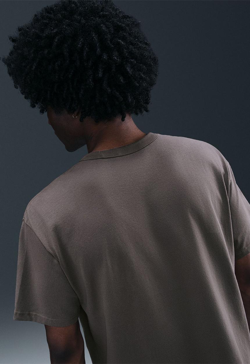 Nike - NSW  Premium Essentials  T-Shirt - Cave Stone