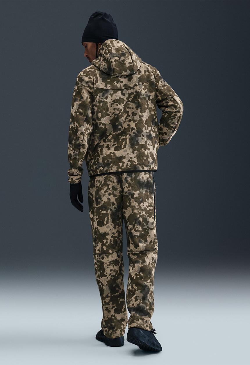 Nike - Tech Fleece Full-Zip Fleece Camo Windrunner Jacket - Neutral Olive/Blk