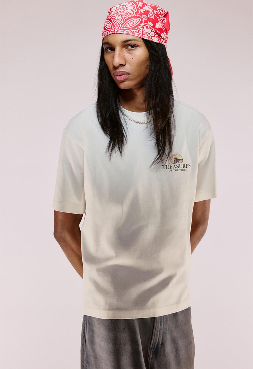 H&M - Loose fit printed t-shirt - white seashells