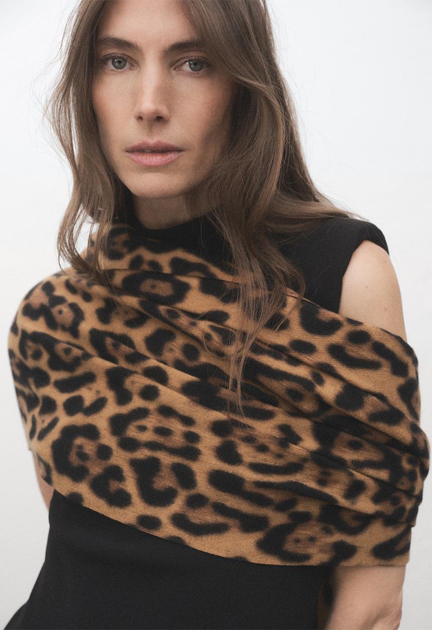 MANGO - Leopardo scarf-brown