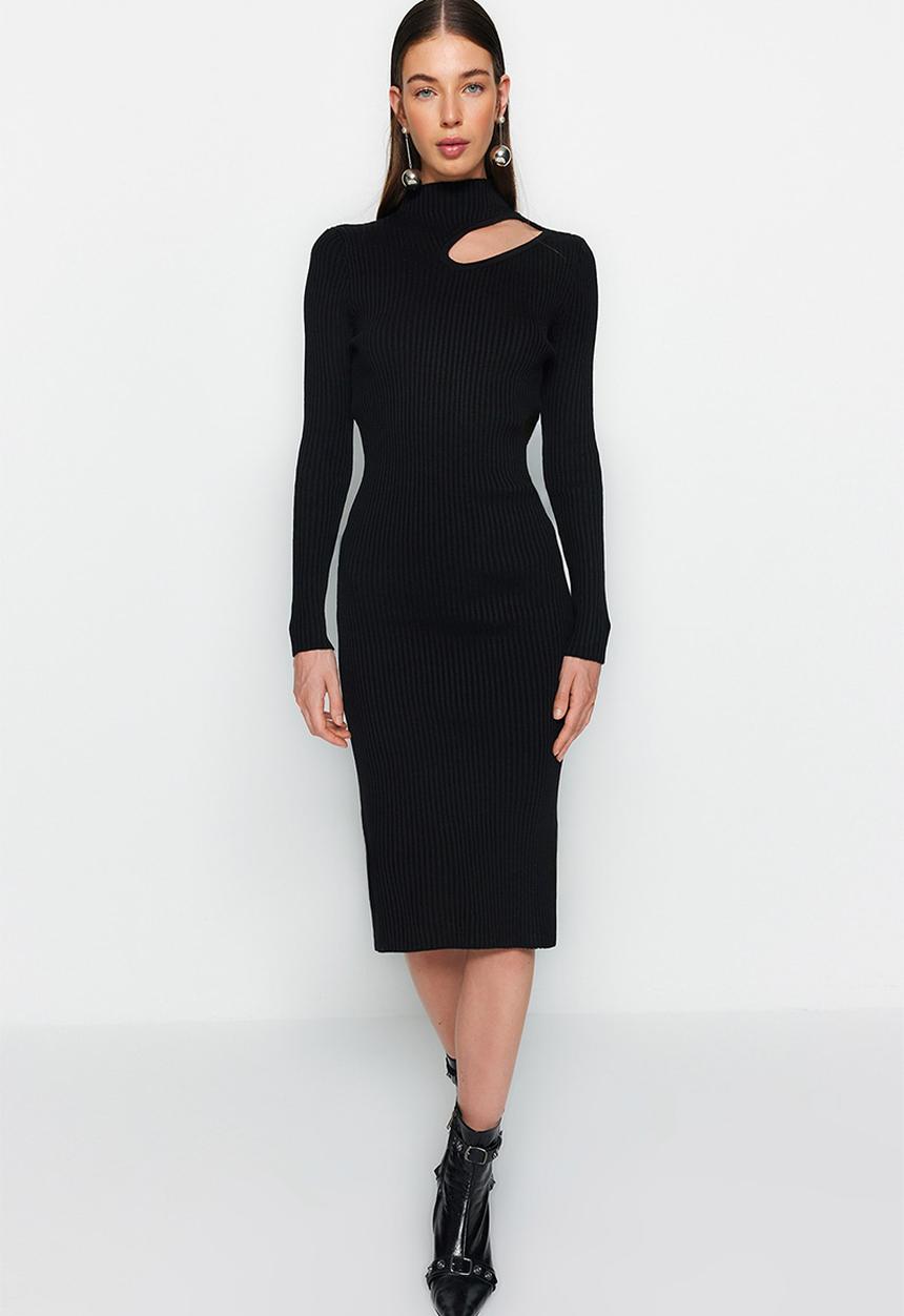 Trendyol - Midi Straight Cut Knitwear Dress - Black