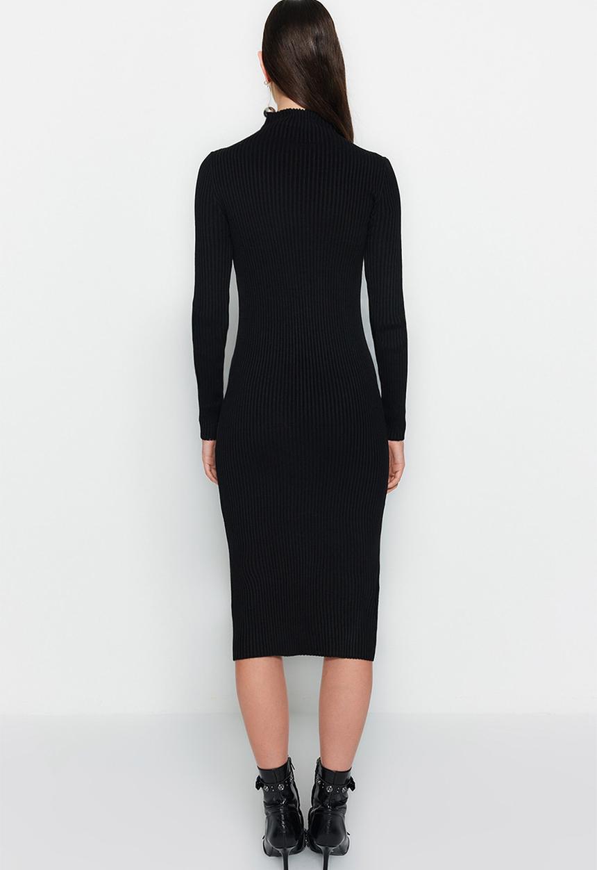 Trendyol - Midi Straight Cut Knitwear Dress - Black