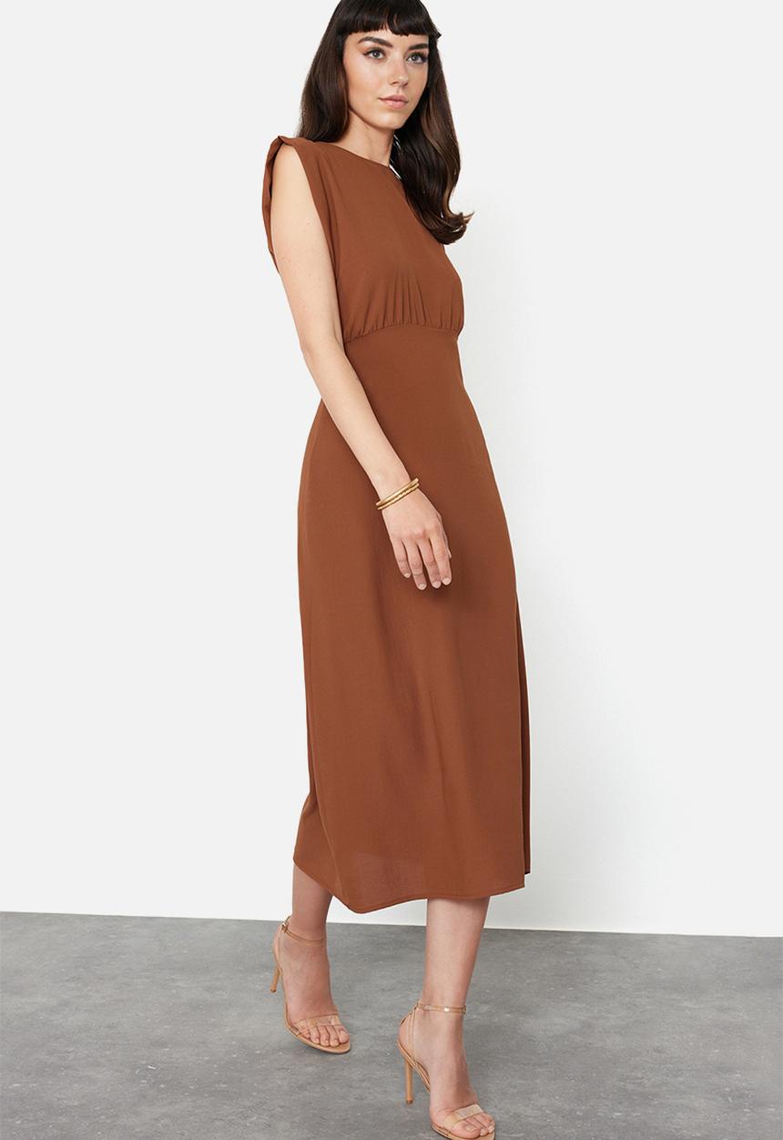 Trendyol - Midi Straight Cut Woven Snashed Dress - Brown