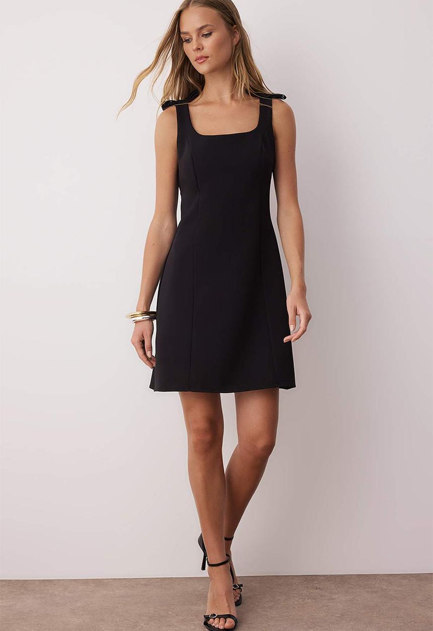 Trendyol - Mini Bodycon Square Neck Woven Dress - Black