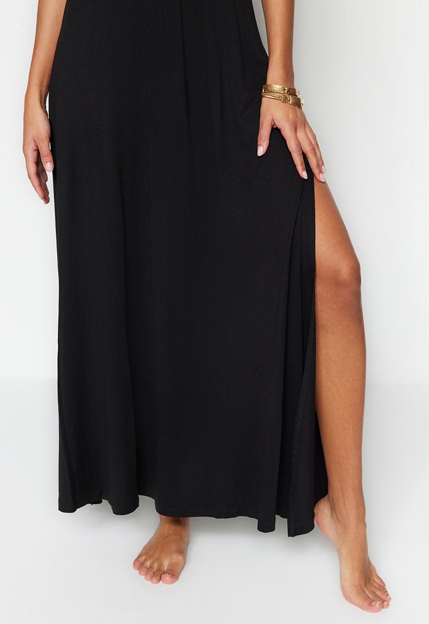 Trendyol - Midi Deep V Knit Dress - Black