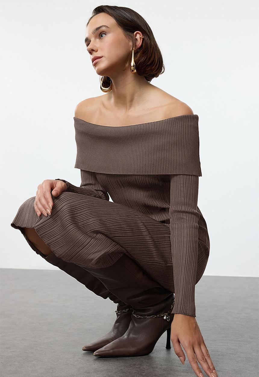 Trendyol - Midi Pencil Knitwear Dress - Brown