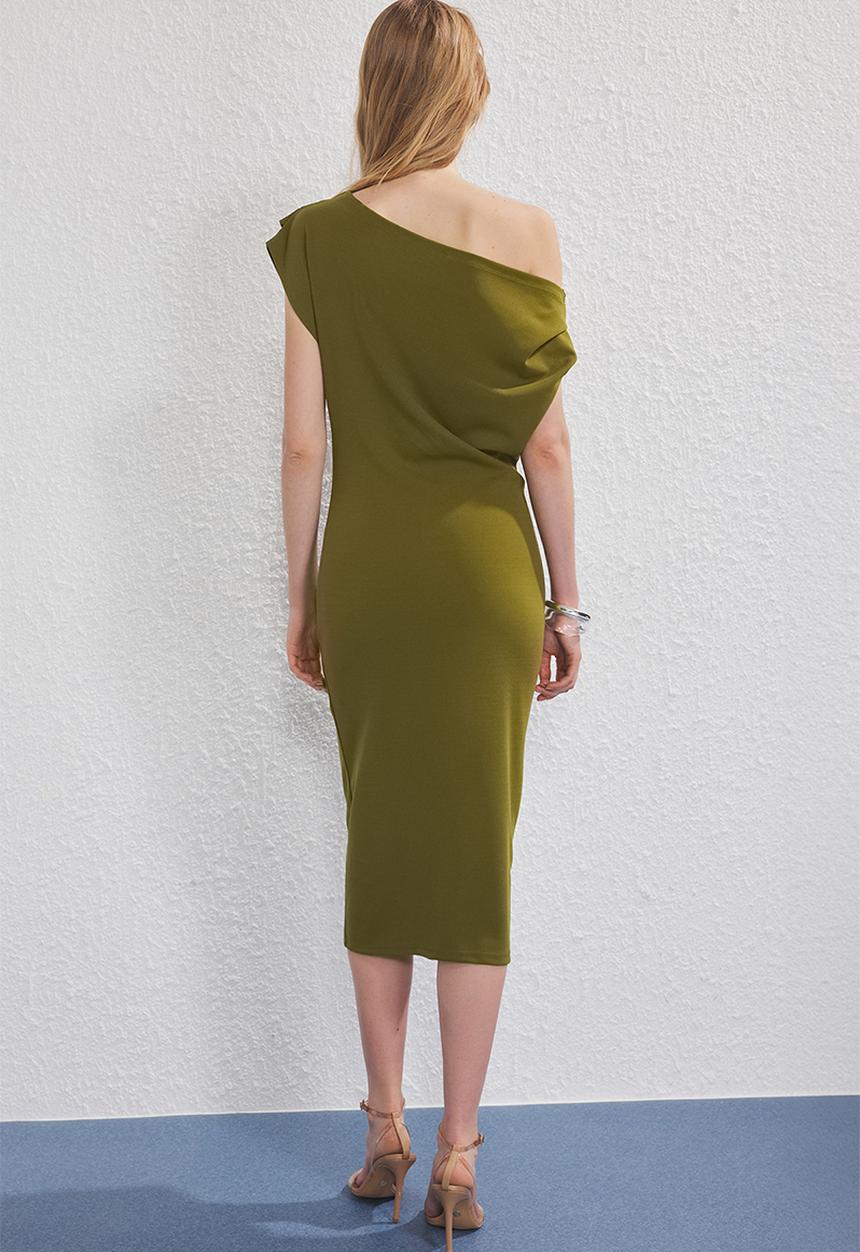 Trendyol - Midi Straight Cut Knit Dress - Oil Green
