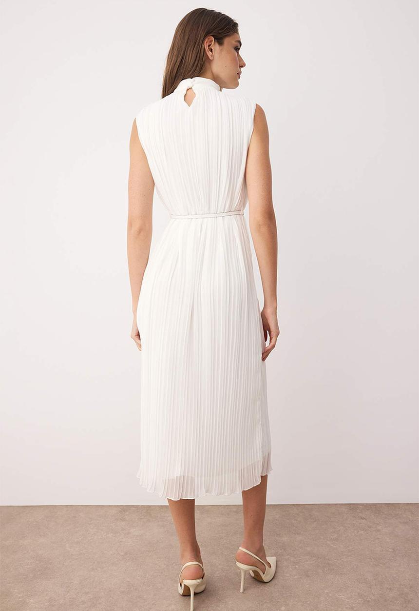 Trendyol - Midi Straight Cut Woven Turtle Neck Dress - White