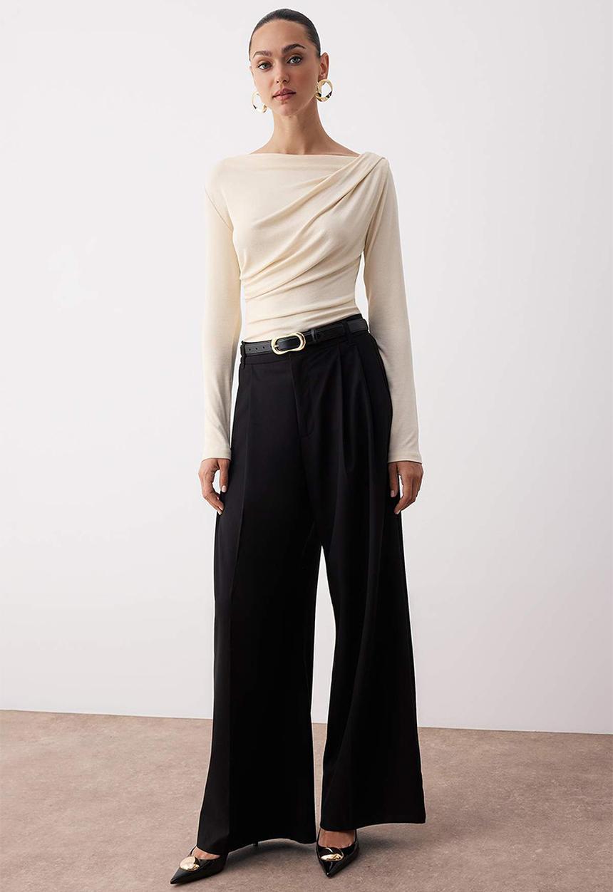 Trendyol - Fitted/Slim Fit Asymmetrical Neckline Detail Knitted Blouse - Stone