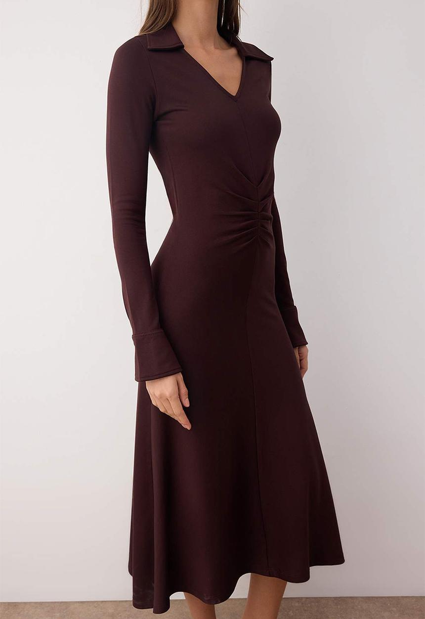 Trendyol - Midi Pencil knit V Neck Dress - Brown
