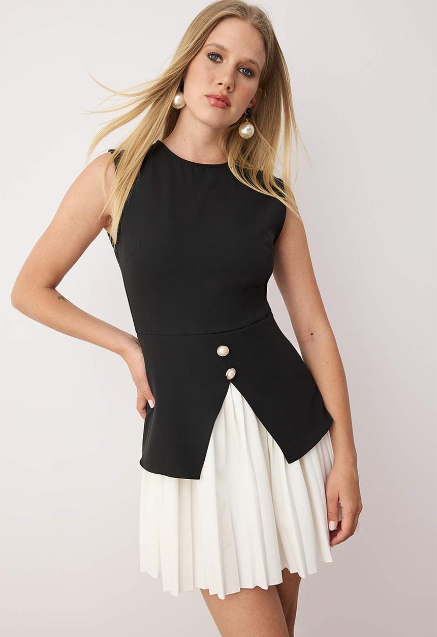 Trendyol - Mini Aline Woven Dress - Black