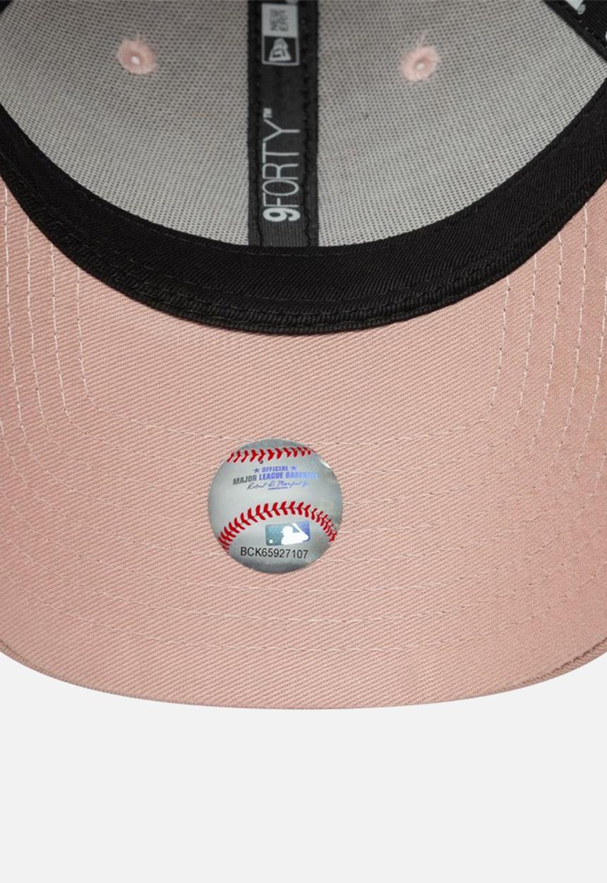 New Era - Female league ess midi 9forty®-pink