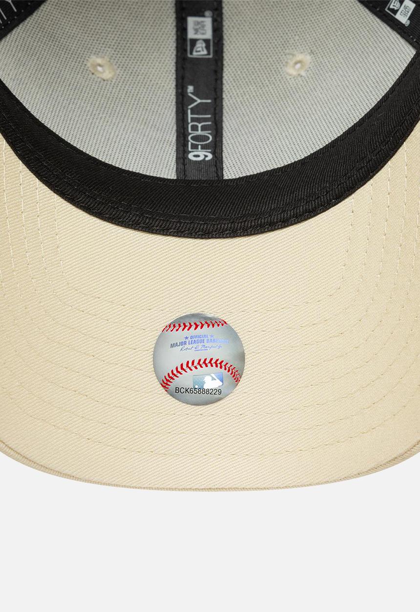 New Era - Female league essential 9forty®-cream