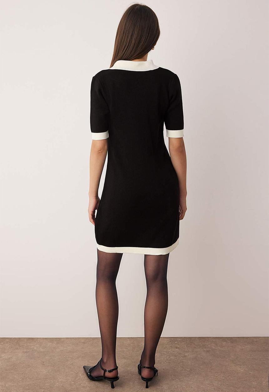 Trendyol - Mini Straight Knitwear Contrast Collar Dress - Black