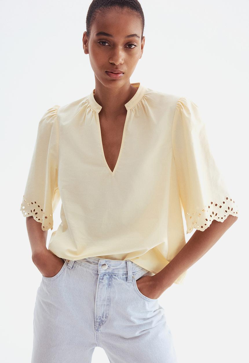 H&M - Broderie anglaise cotton blouse - light yellow
