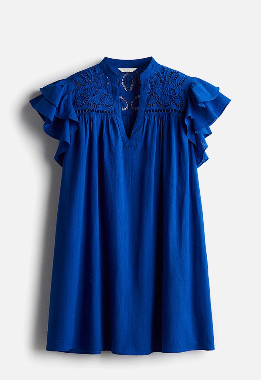H&M - Flutter-sleeve dress with broderie anglaise - bright blue