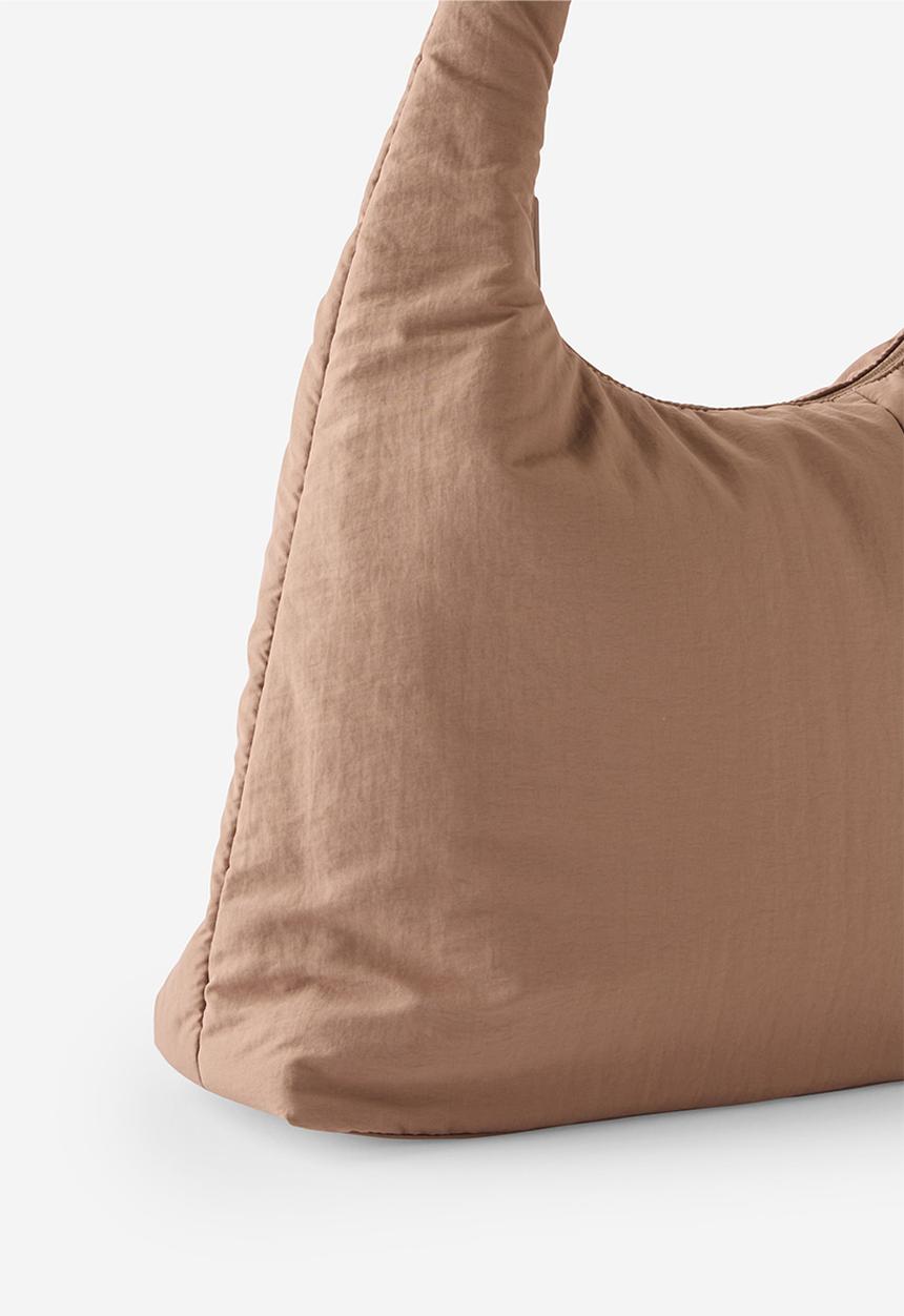 Rubi - Slouch Gym Bag - Soft Mocha