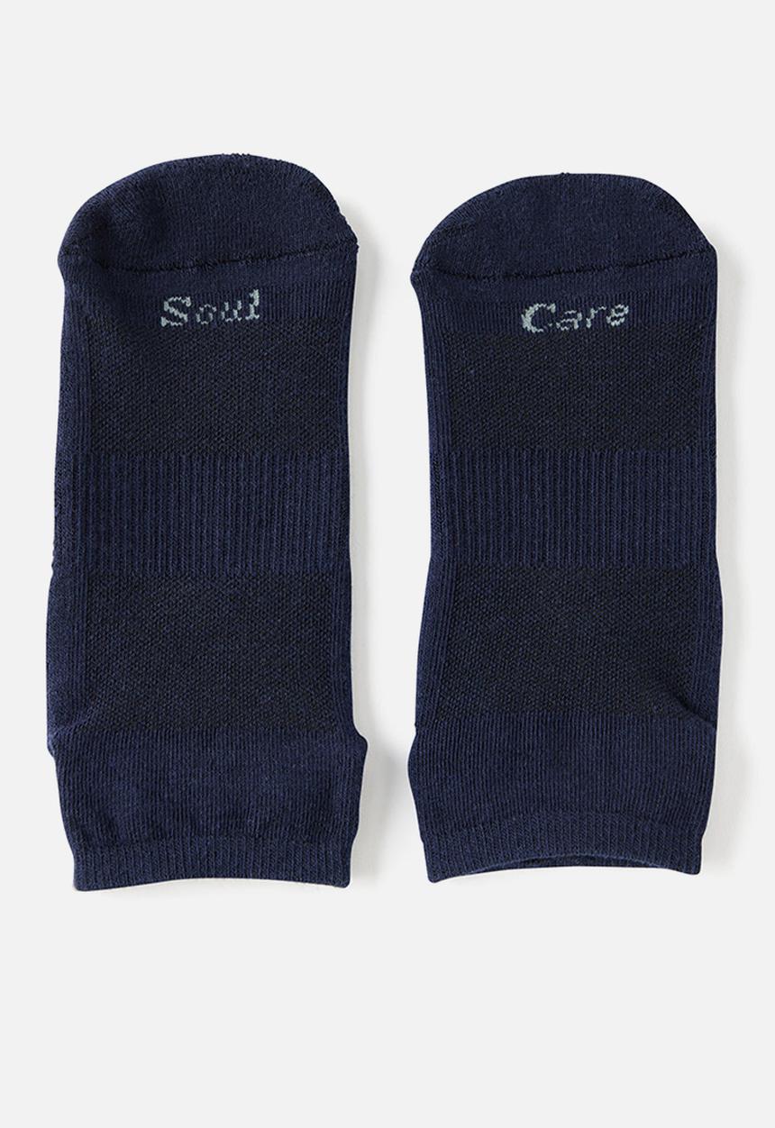Cotton On - Performance studio sock - soul care/ prep sport navy