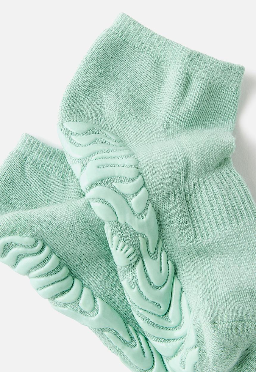 Cotton On - Performance studio sock - soul care/ teal mist