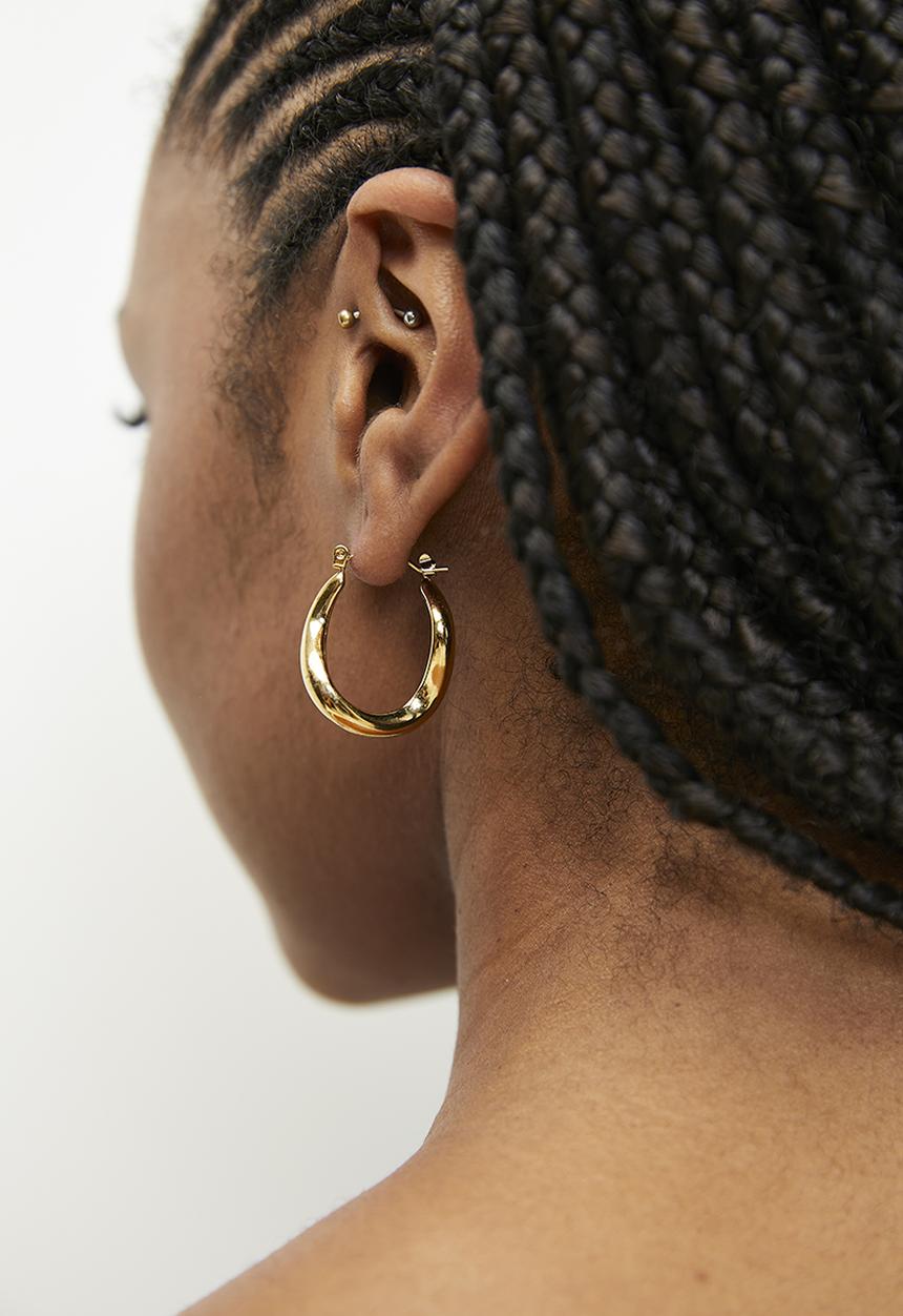 Zoe on Trend - Organic Hoop Earrings - Gold