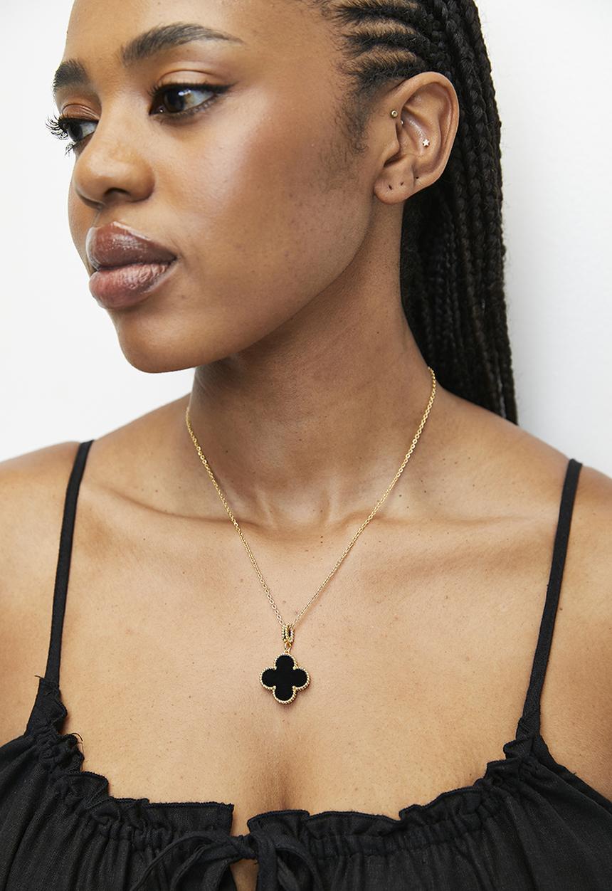 Zoe on Trend - Stylish Clover Necklace- Gold & Black