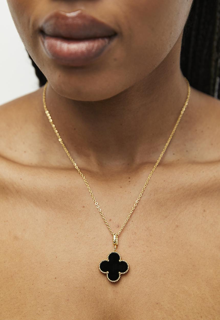 Zoe on Trend - Stylish Clover Necklace- Gold & Black