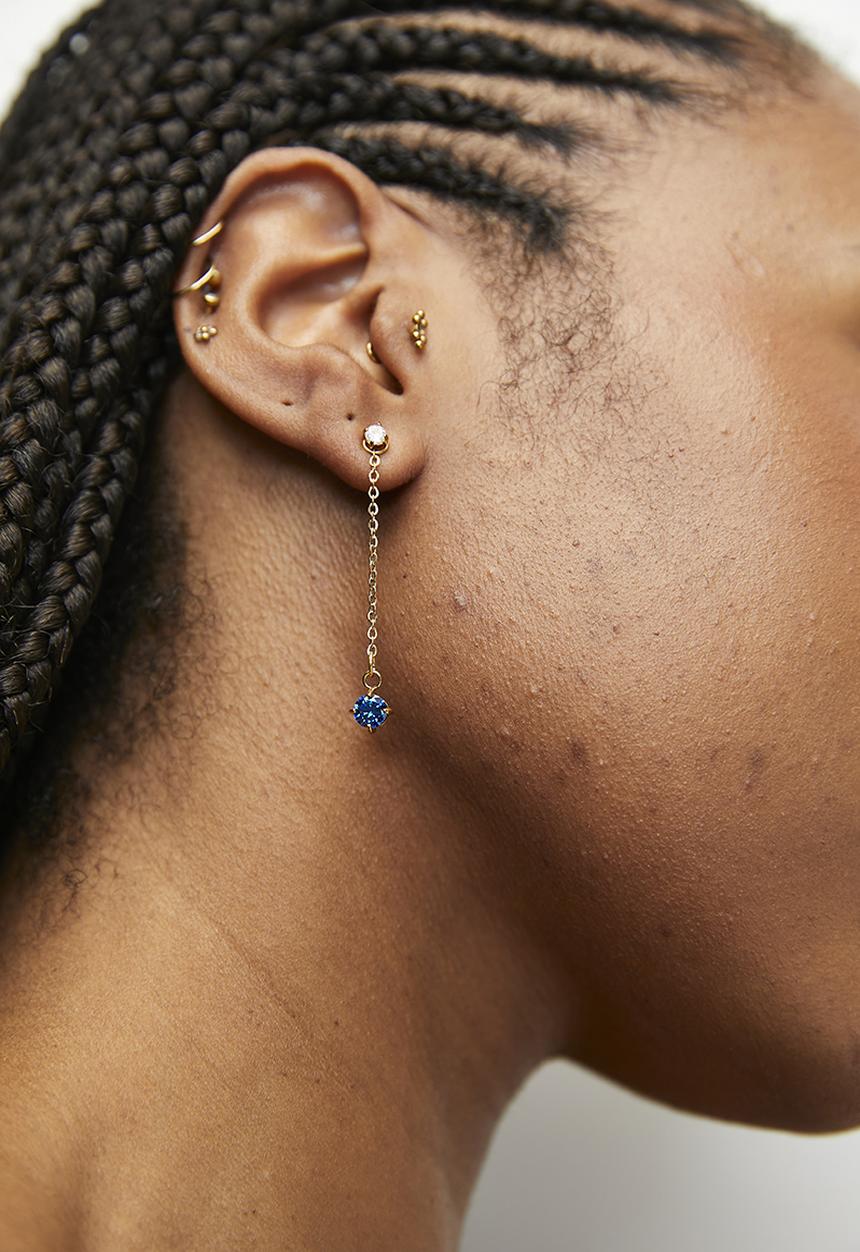 Zoe on Trend - Elegant Drop Earrings - Gold/Blue