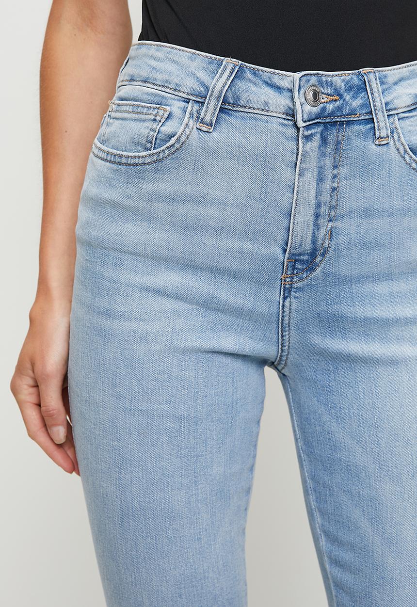GUESS - 1981 High Rise Skinny - Light Wash