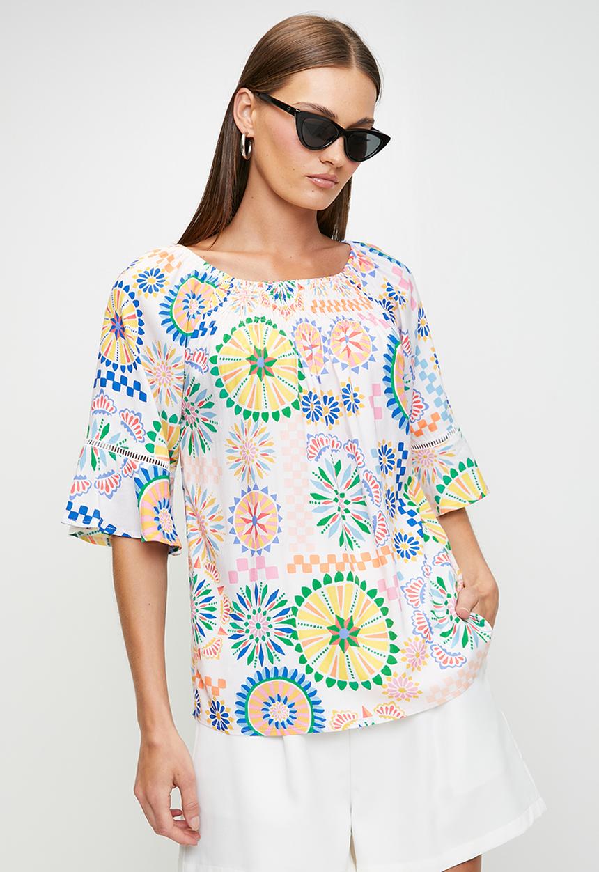 MANDI - Half Sleeve With Flutter Curved Hem Tee - Multi White