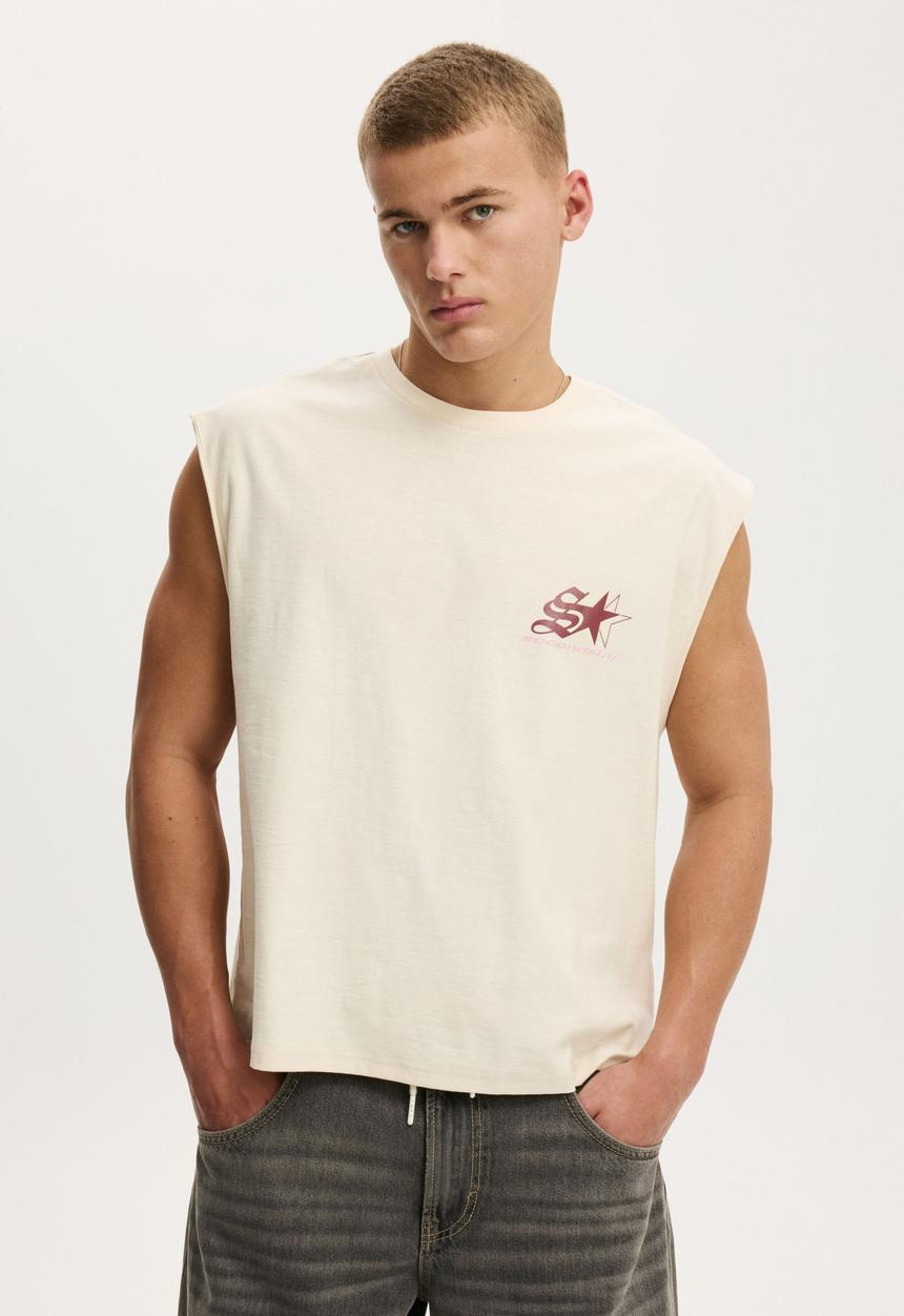 Cotton On - Cropped Fit Graphic Muscle - Ecru/Second Star