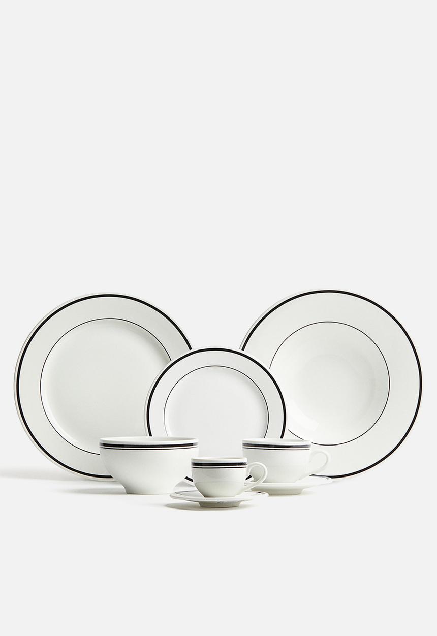 H&M - Cappuccino cup and saucer - white/black 