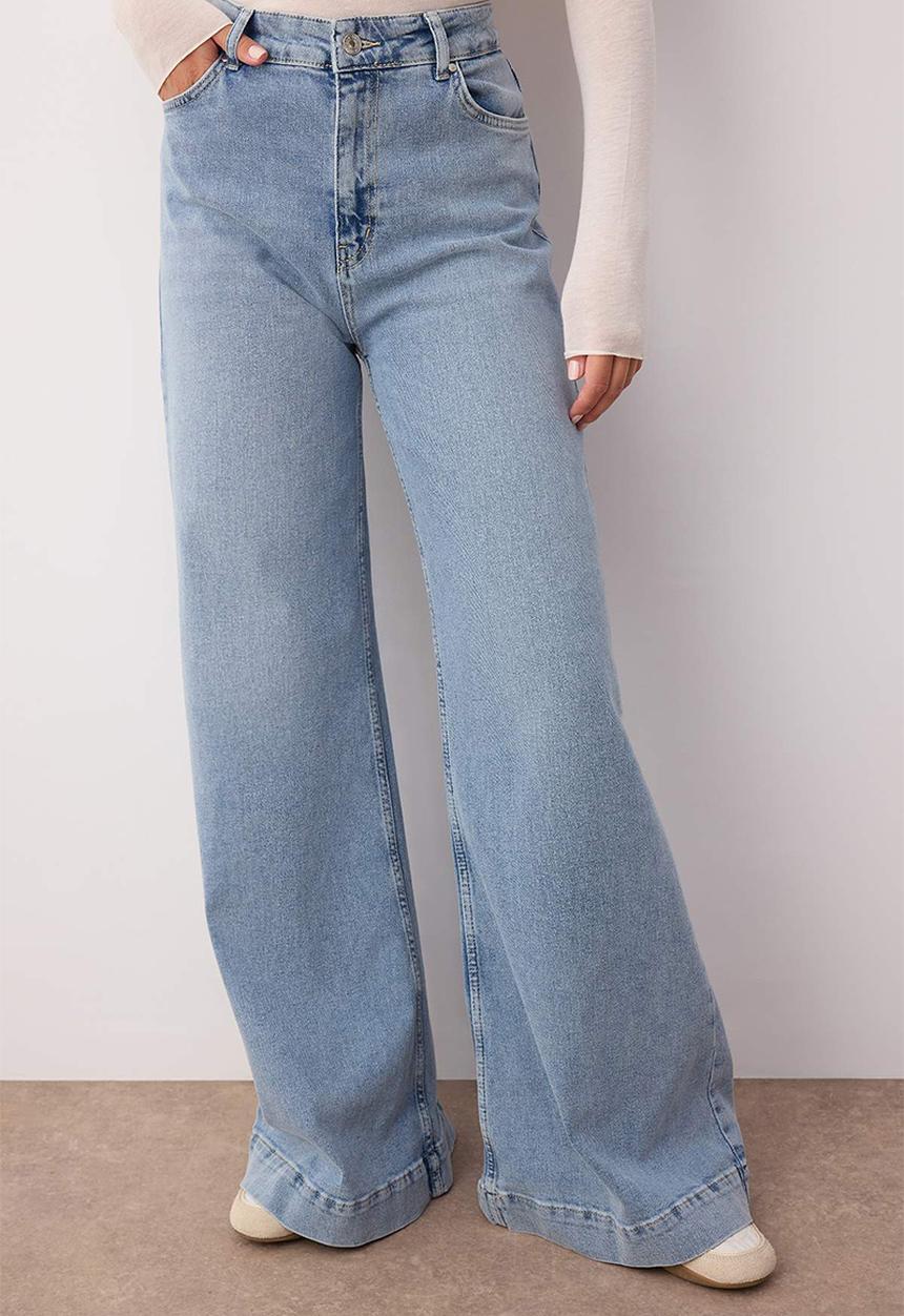 Trendyol - Regular Waist Wide Leg Jean - Light blue
