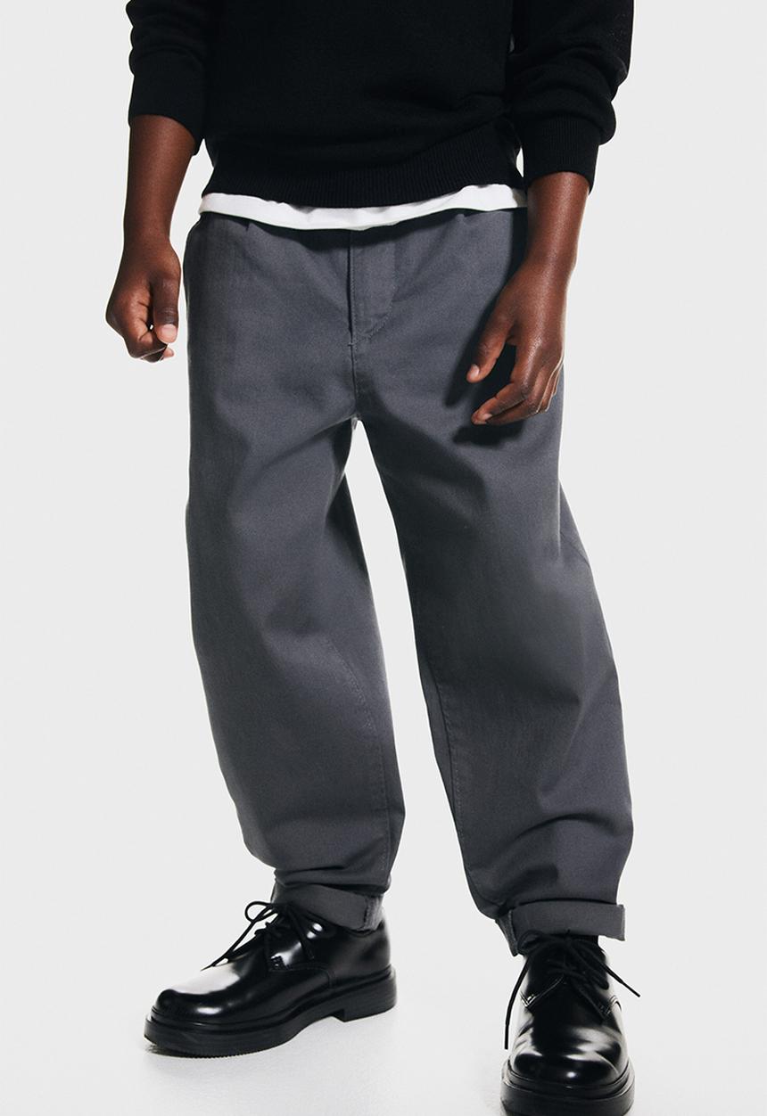 H&M - Loose-fit tapered twill chinos - grey
