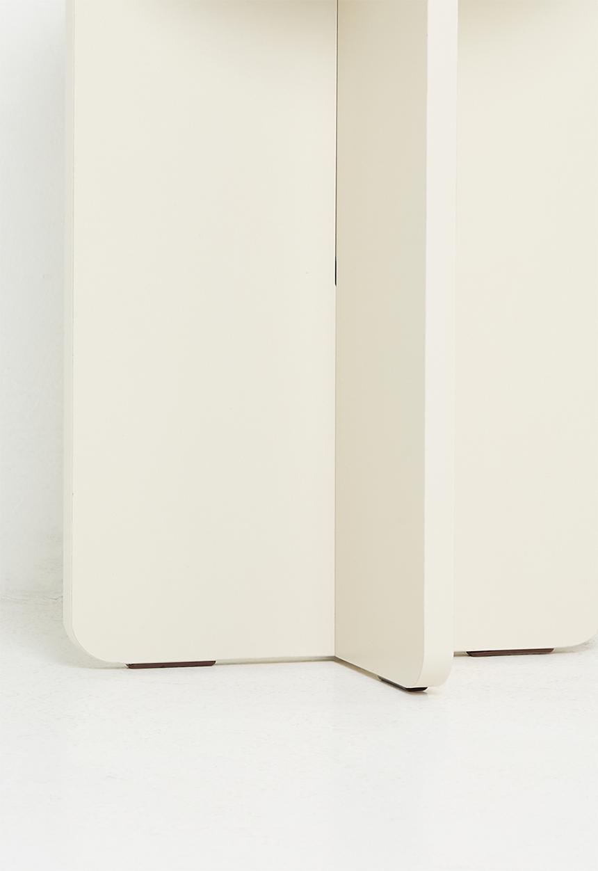 Me&Co - Little Acorn Side Table - Milk