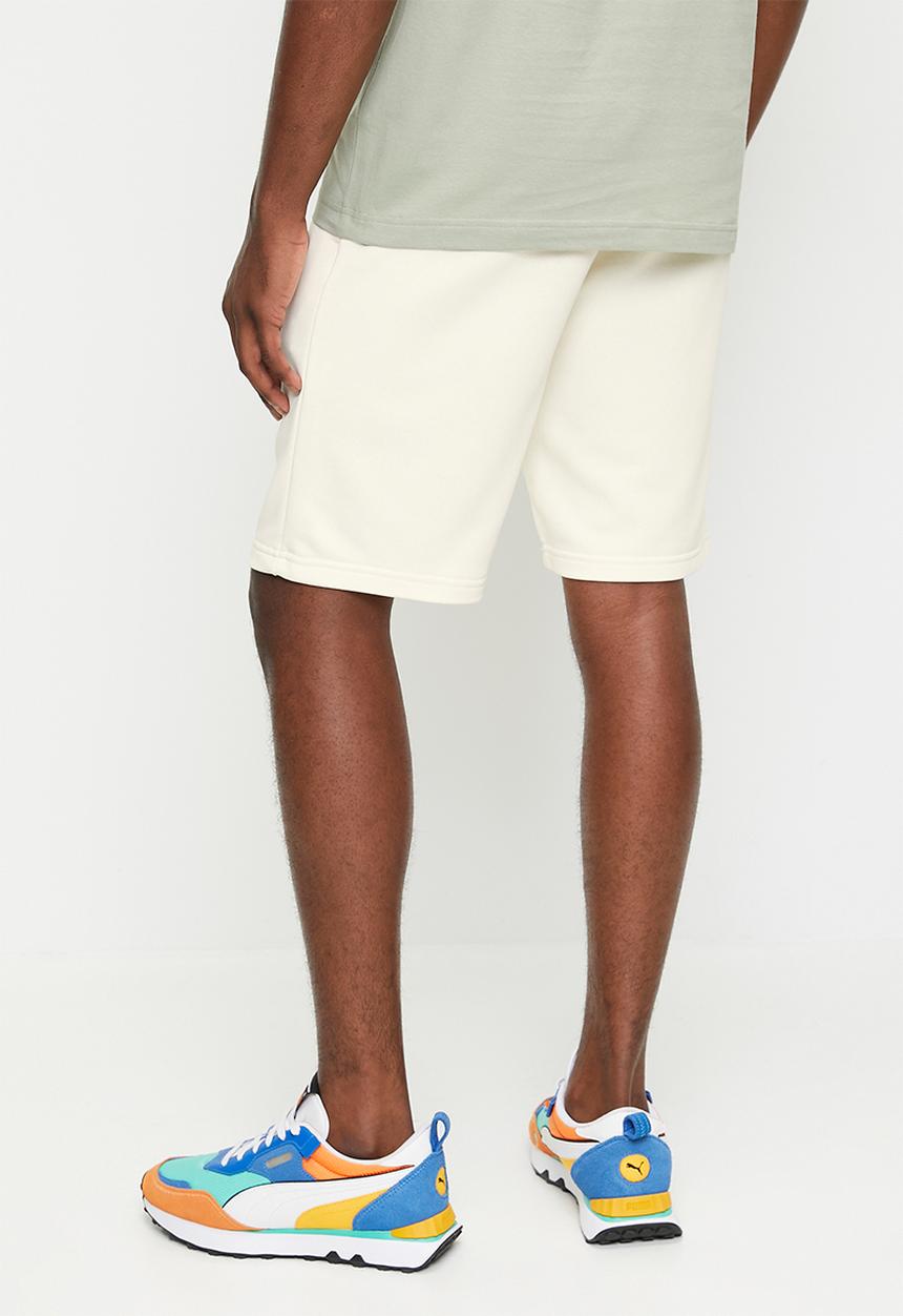 PUMA - ESS 2 COLOR No. 1 Logo Shorts 10" TR - cream 