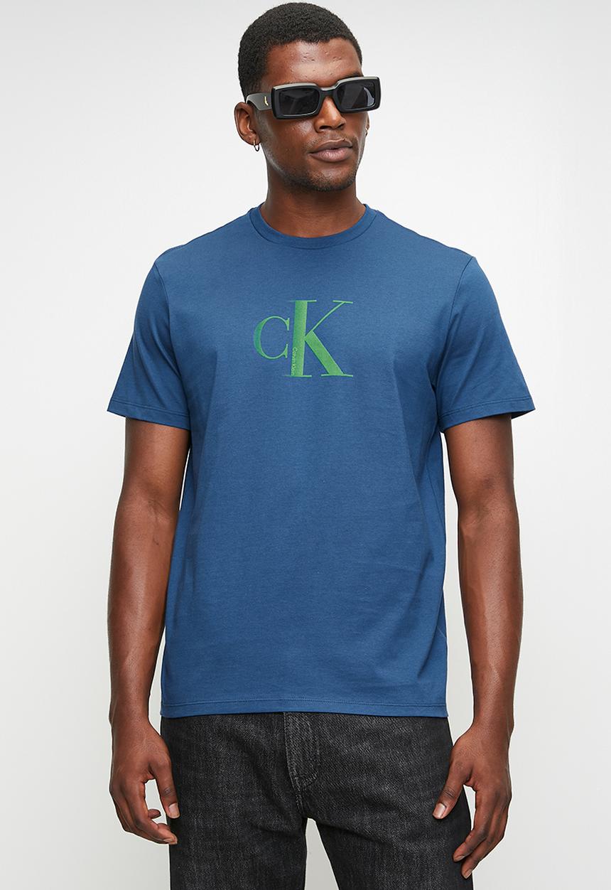 Calvin Klein - Ss Center Monogram Eu Classic Tee - Blue Jean