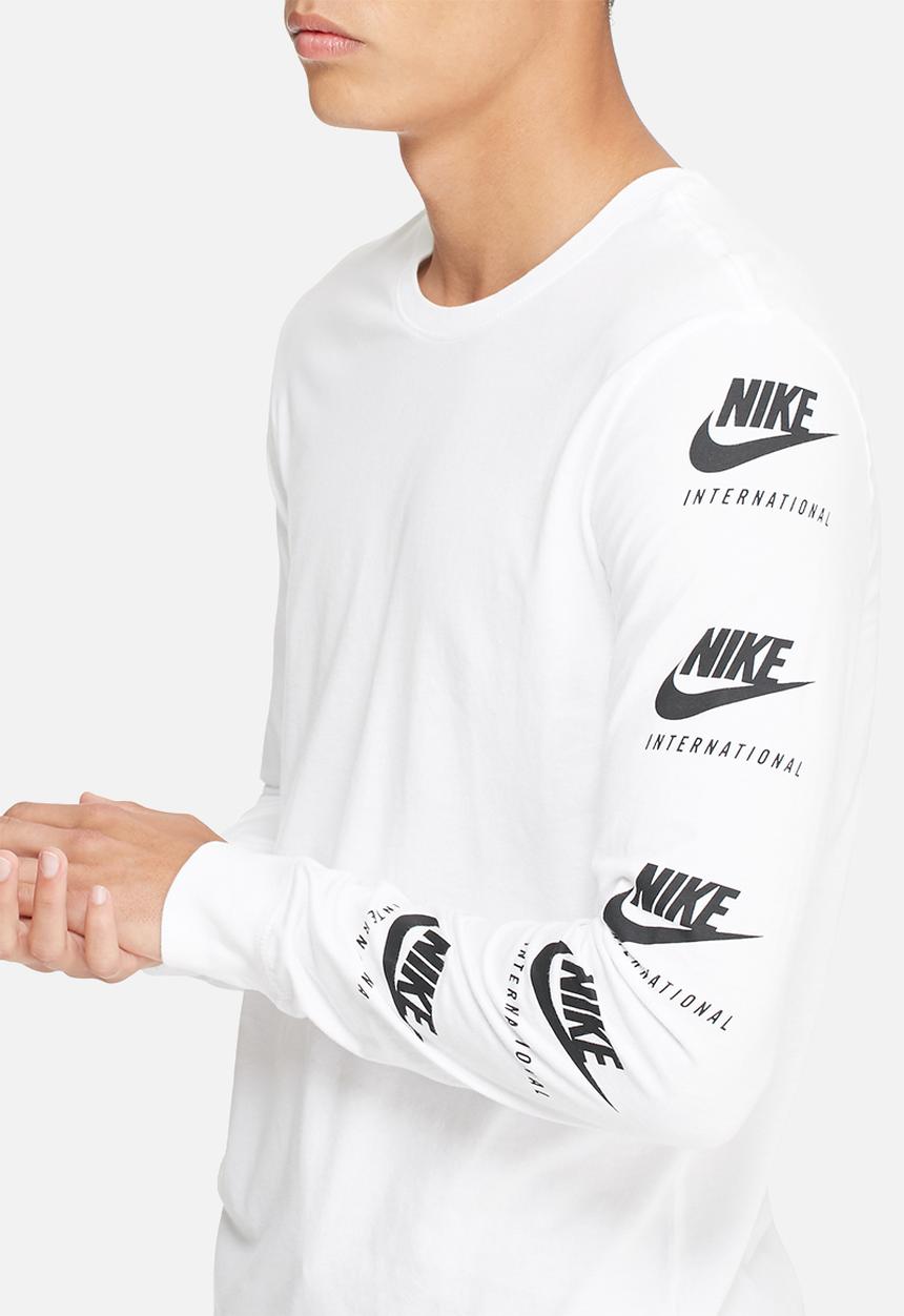 Nike - RU art tee