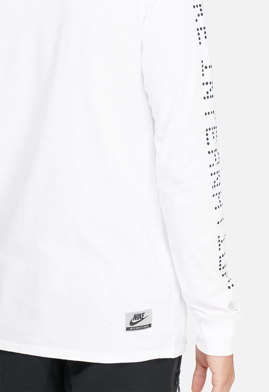 Nike - RU art tee